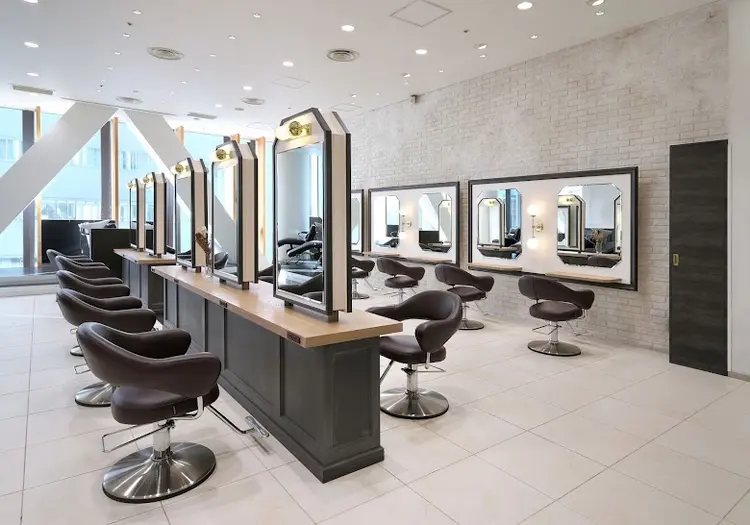 GRANMASHの内観・外観1