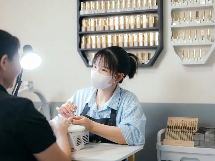 YM_nailの内観・外観3