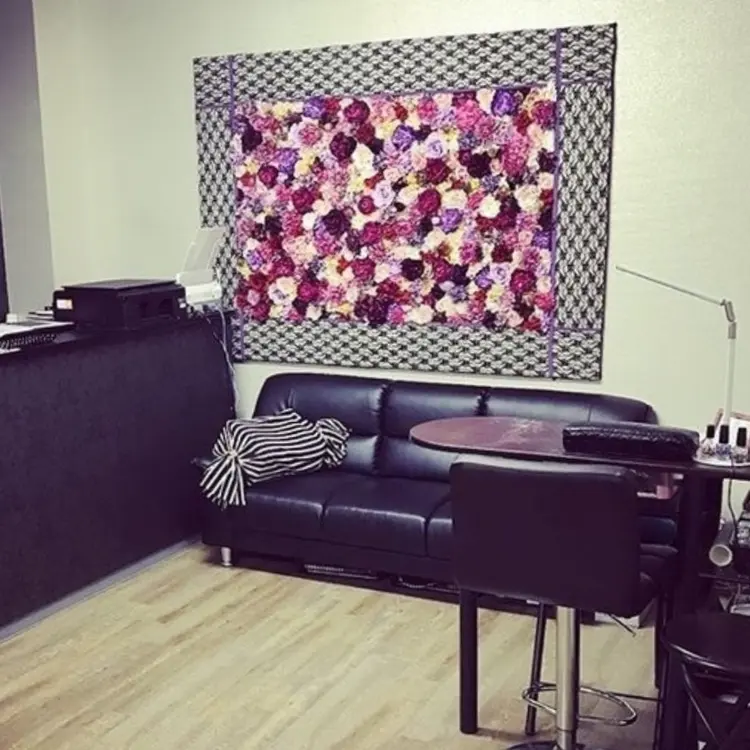 AviviyaNailの内観・外観1