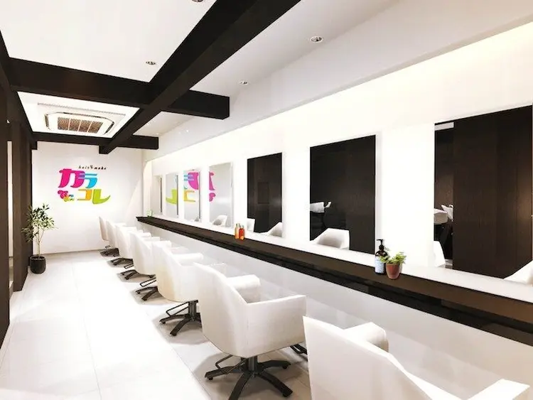 Caracore なんば店の内観・外観1