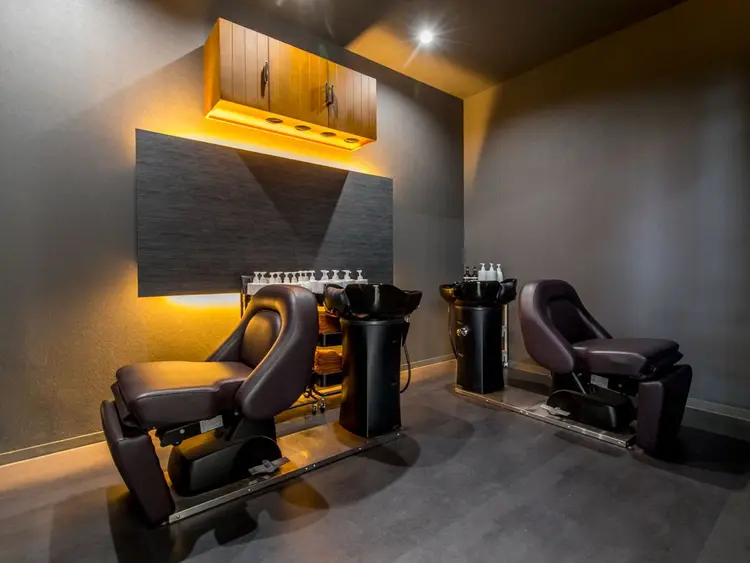 髪質改善美容室　Lino 香芝五位堂店の内観・外観2