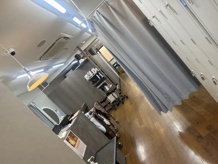 TELA  HAIR幕張本郷店の内観・外観1