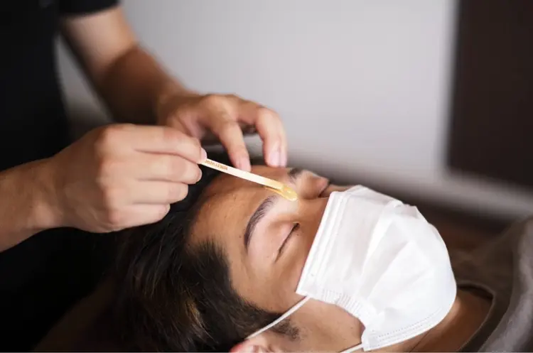 眉毛サロンHARVEYの内観・外観3