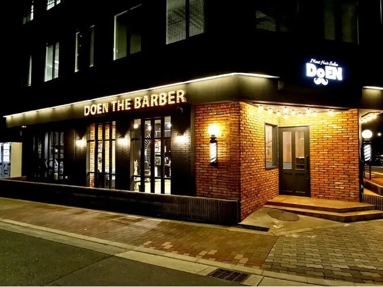 メンズヘアサロンDoEN京橋店の内観・外観1