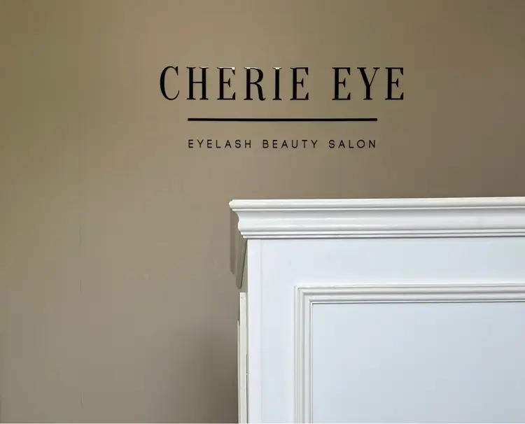 CHERIE EYEの内観・外観1
