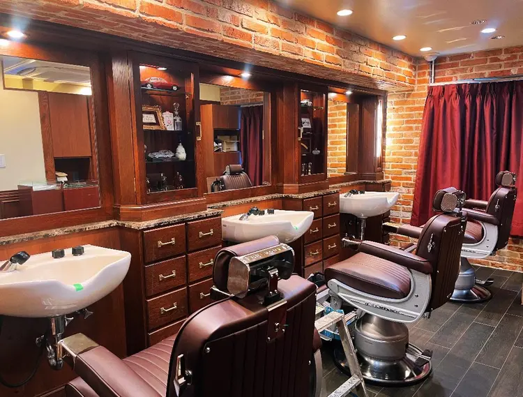 ヘアモードキクチ銀座店の内観・外観1