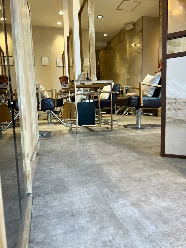 AUBE hair gina 浦和店の内観・外観3