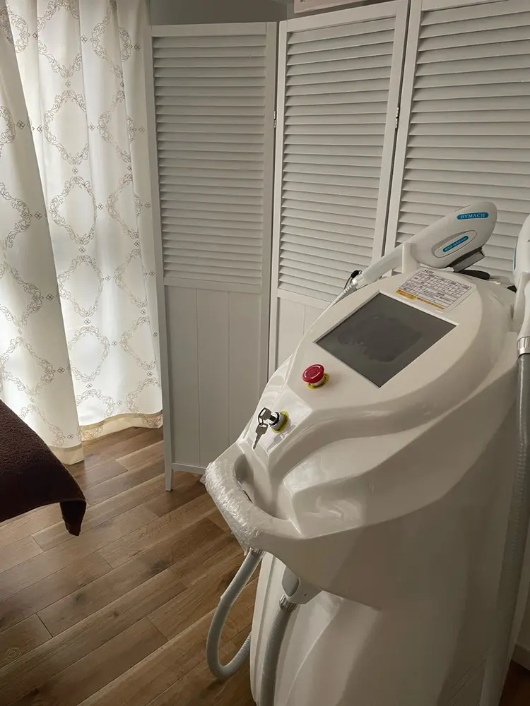 LY SALONの内観・外観2