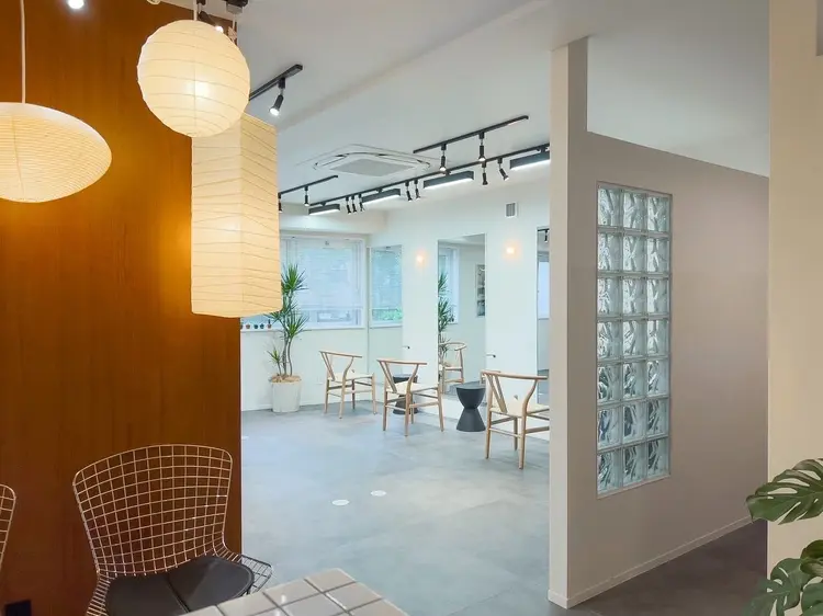 Wの内観・外観1