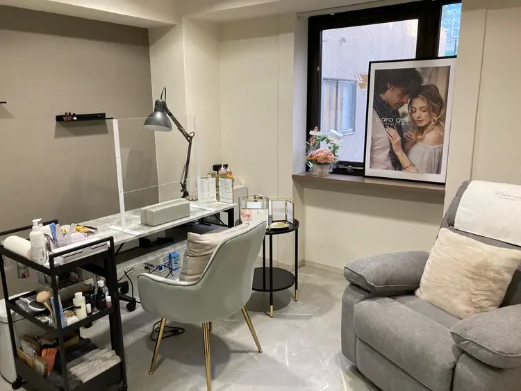 Mellow nailの内観・外観1