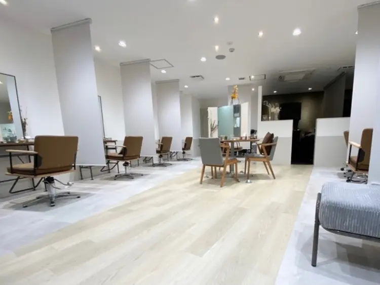 tluusの内観・外観1