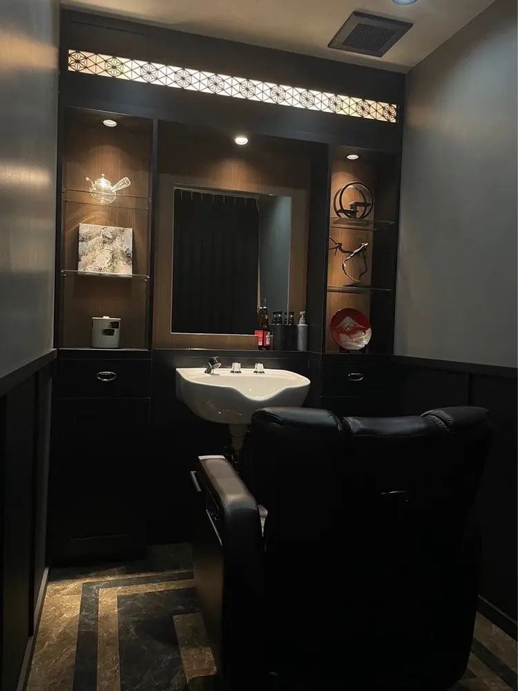 ヒロ銀座　名駅西口店の内観・外観1