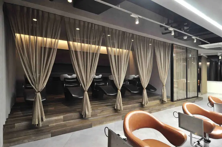 soin de brace cerne 心斎橋の内観・外観3