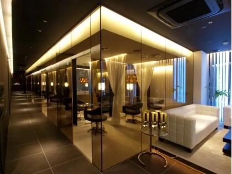 REFINEDの内観・外観2