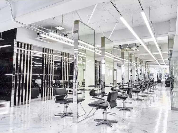 MEN'S HAIR SENSE 神南 【メンズヘア センス 】の内観・外観1