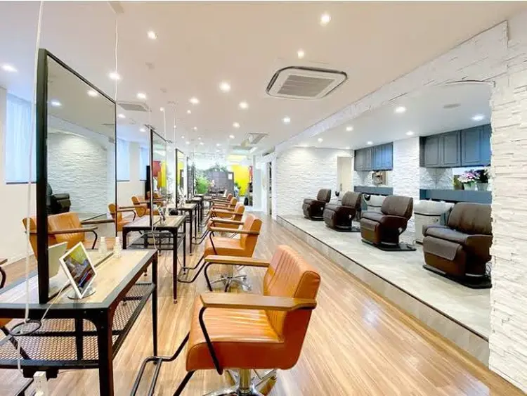 NORA HAIR SALONの内観・外観2