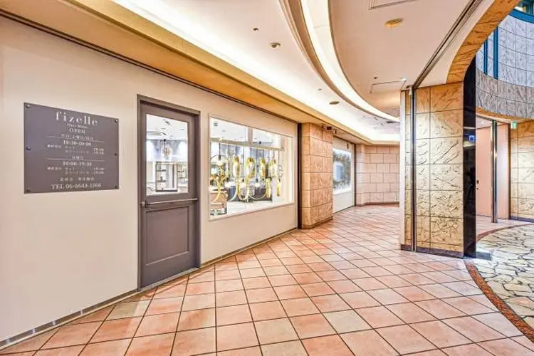 fizelleあべのルシアス店の内観・外観1
