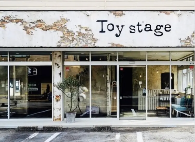 Toystageの内観・外観1