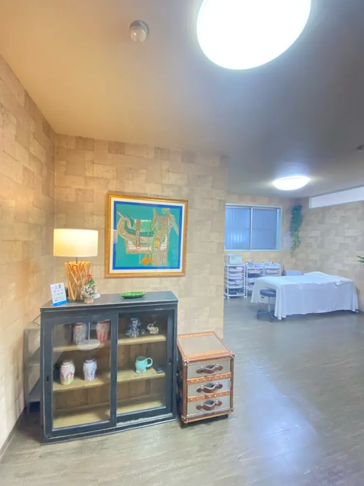 ヘアサロン　イワサキ　京橋店の内観・外観1