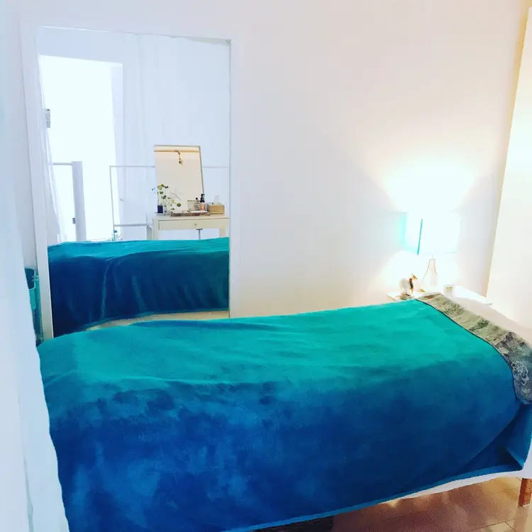 Salon de Apas (サロン・ド・アーパス)の内観・外観1