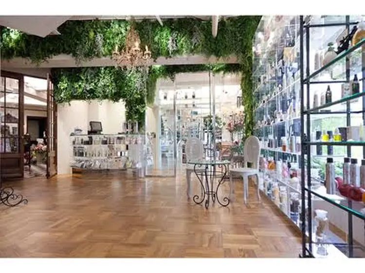 of hairの内観・外観1