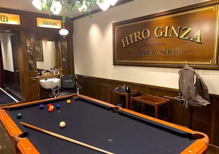 ヒロ銀座バーバーショップ丸の内店の内観・外観2