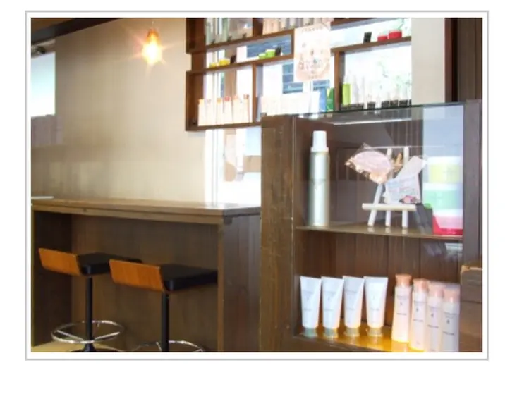 ZIPセカンドの内観・外観2