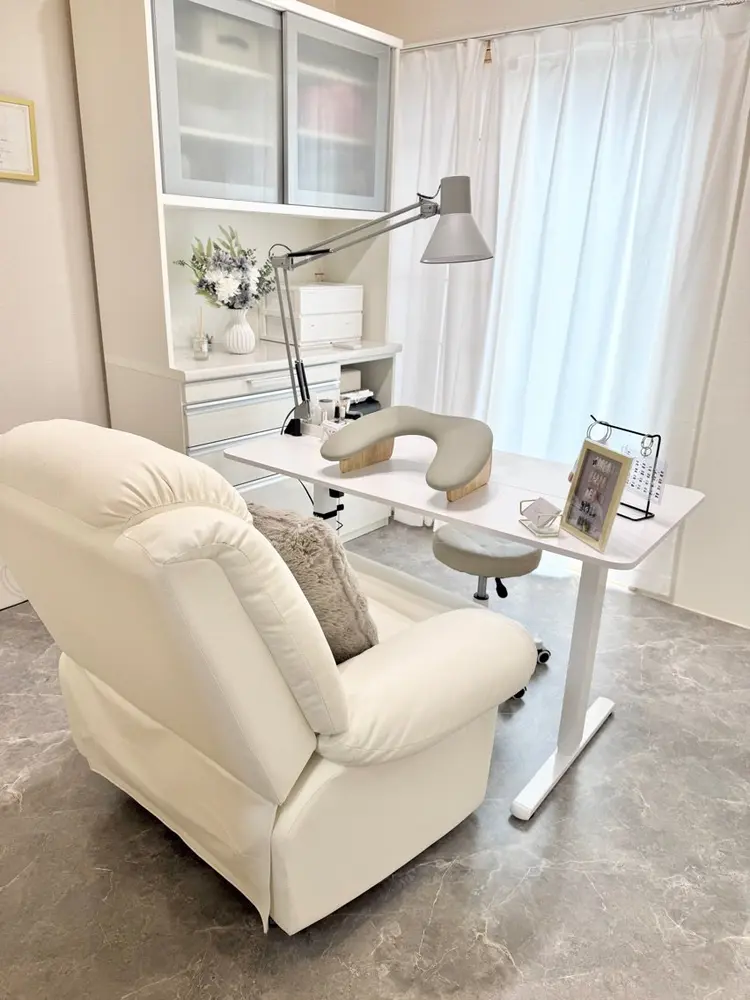 nail salon Rêveの内観・外観2