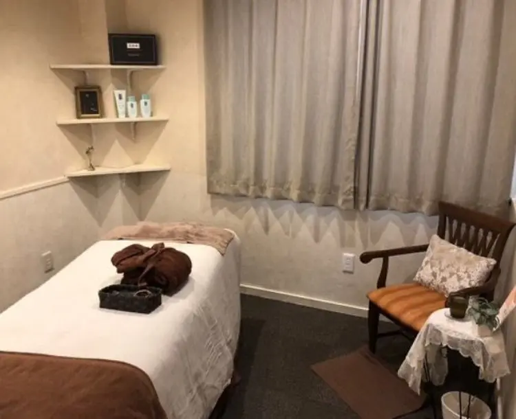 クレール豊橋店の内観・外観1