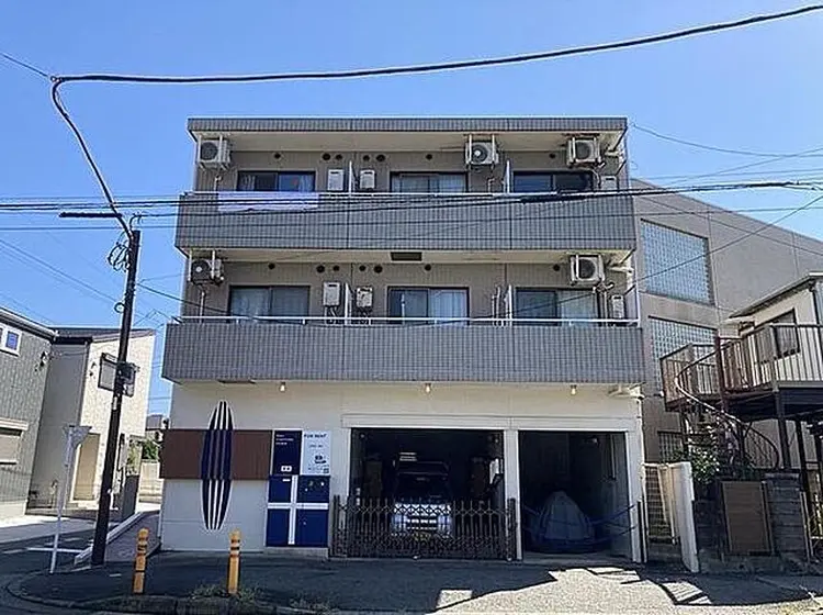 SALON SHARESの内観・外観1