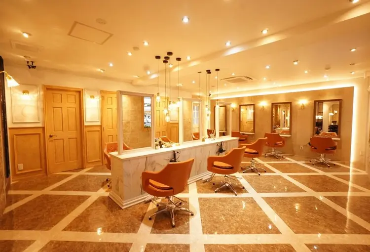 GRITTERsの内観・外観2