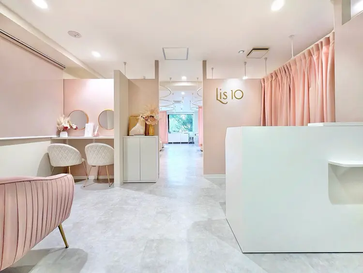 Lis10 表参道店の内観・外観1