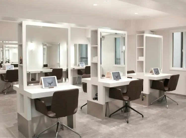 VLOW nex the salon 表参道の内観・外観1