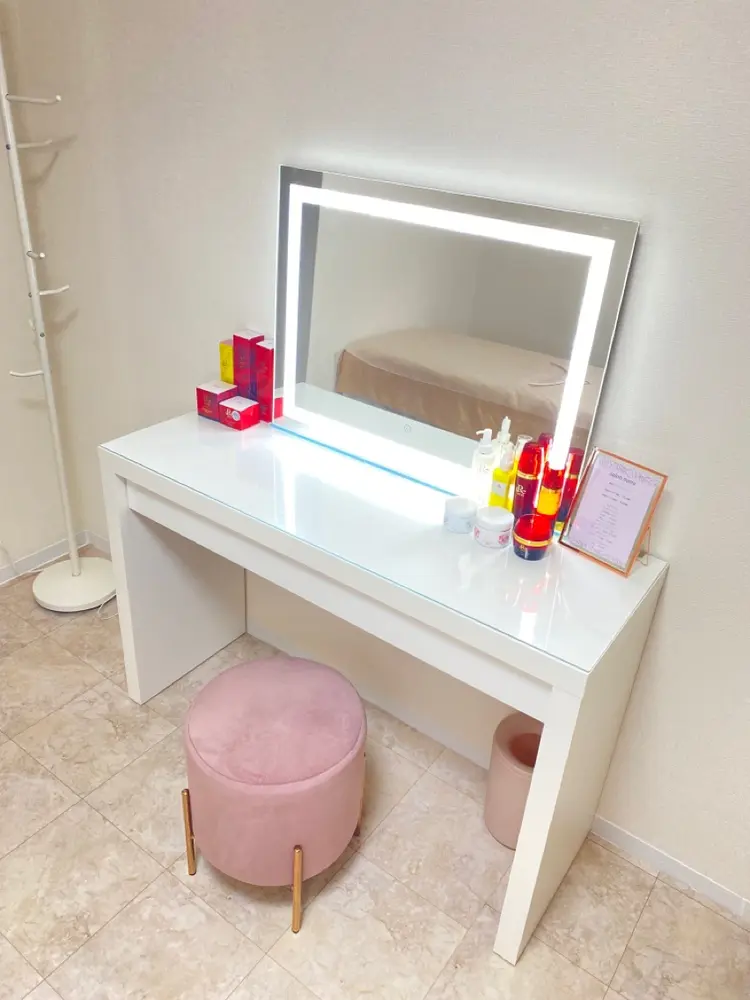 salon　Ravimの内観・外観2