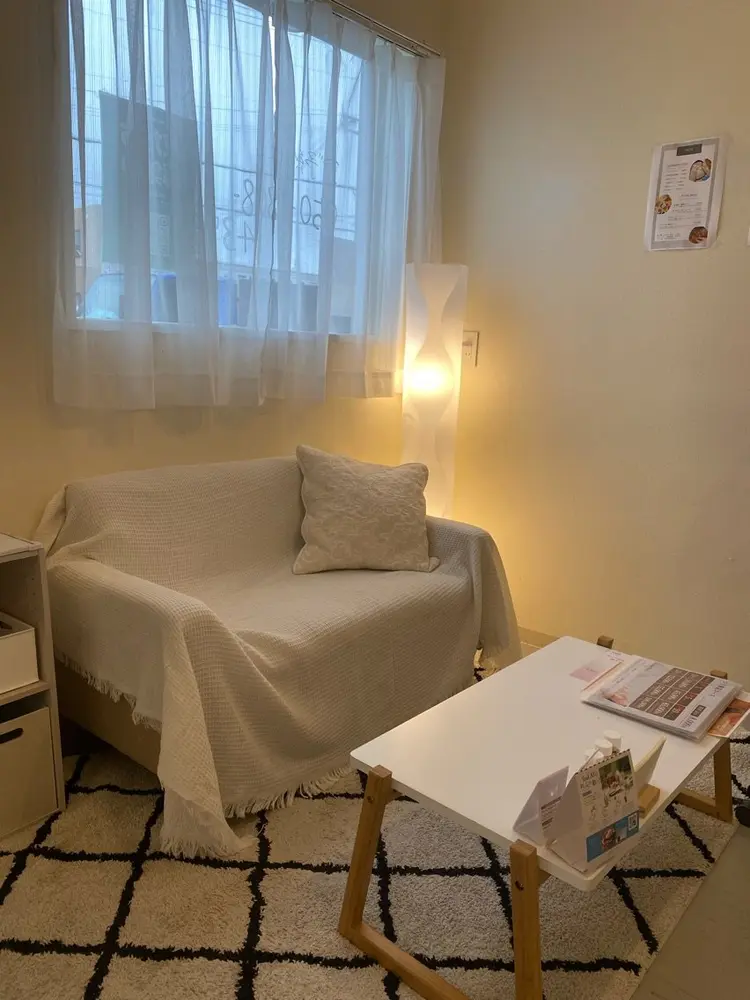 シミケア専門店 &Moreの内観・外観1