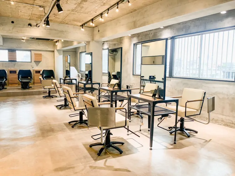 &高円寺駅前店の内観・外観1