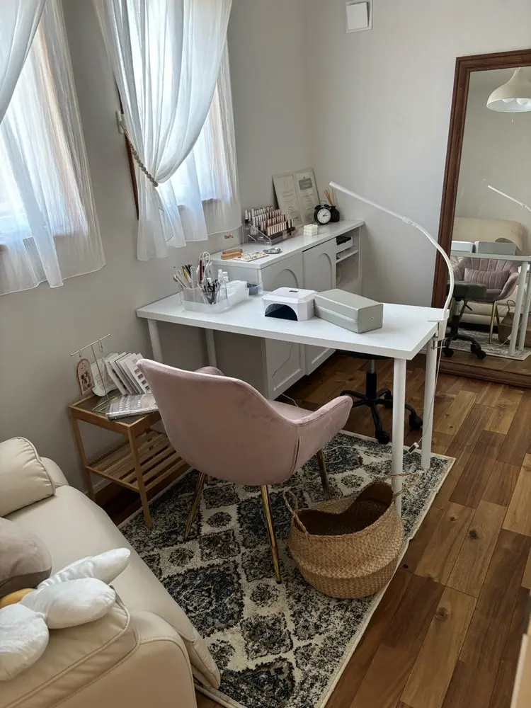 nail salon ulyum.の内観・外観3