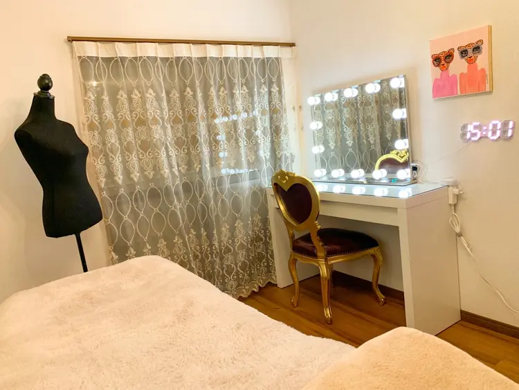 JULIE LASHの内観・外観2