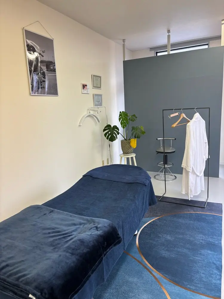 LUZの内観・外観2