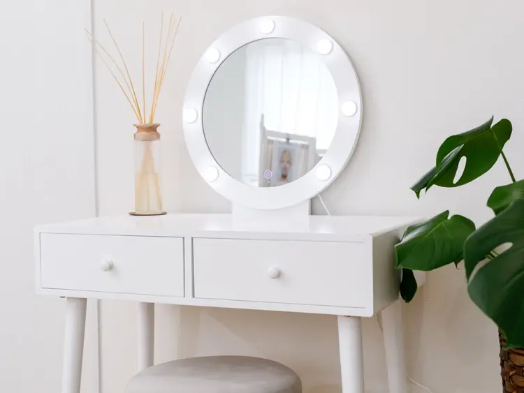 眉毛×まつげ×ネイル WHITE EYE 鳳店の内観・外観3