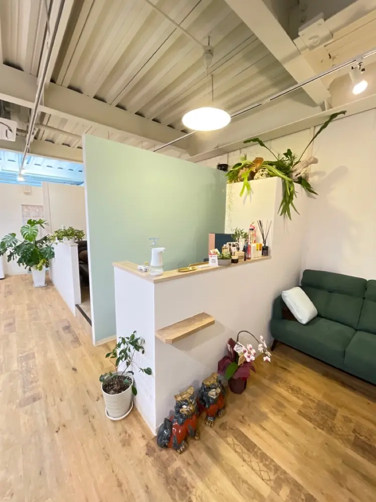 Regalo hair atelier　レガロ　ヘア　アトリエの内観・外観3