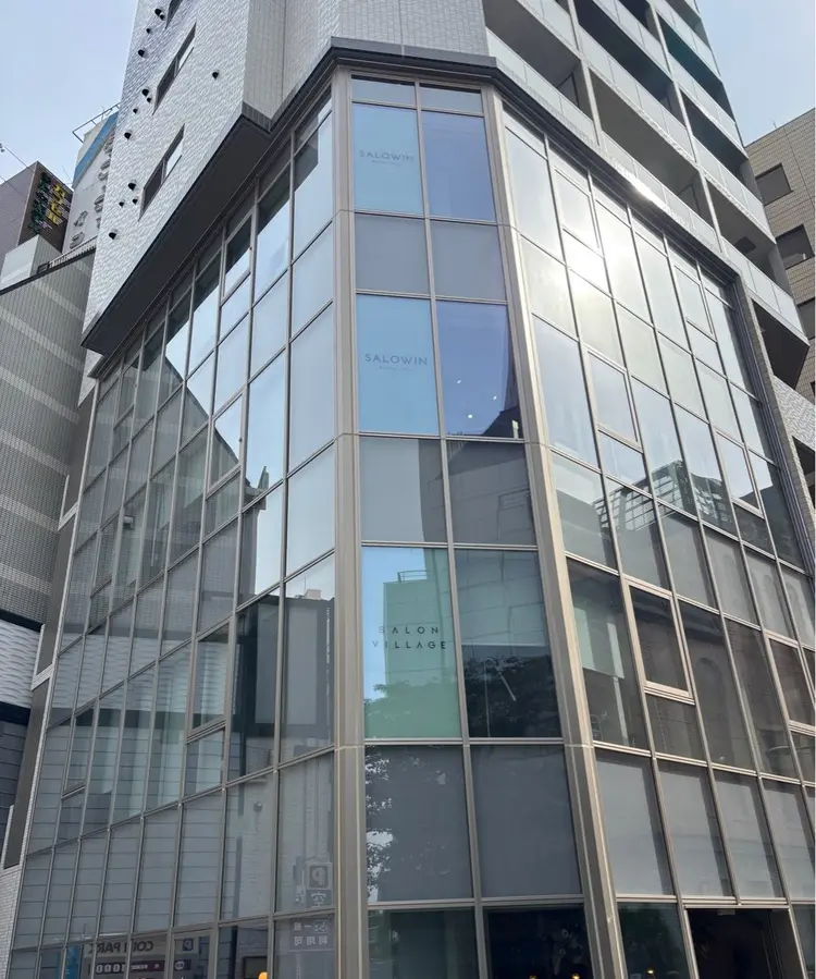 SALOWIN池袋East店3Fの内観・外観3