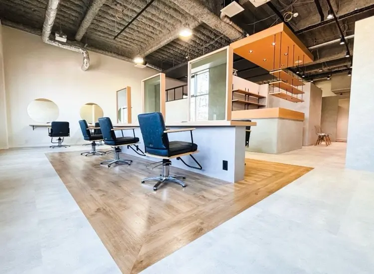 Hair Resort regaloの内観・外観2