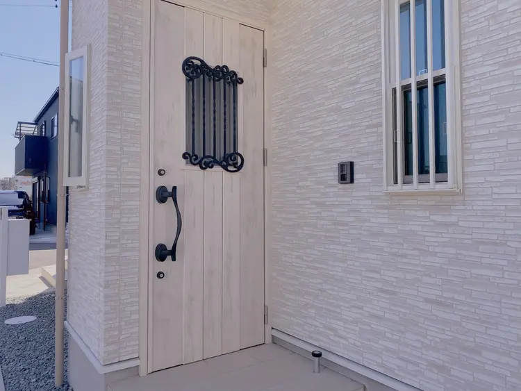 CREAの内観・外観3