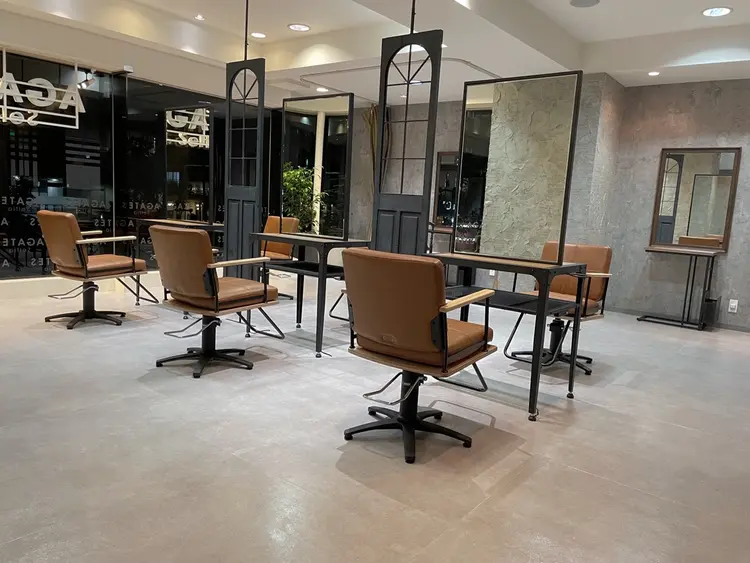 AGATESの内観・外観3