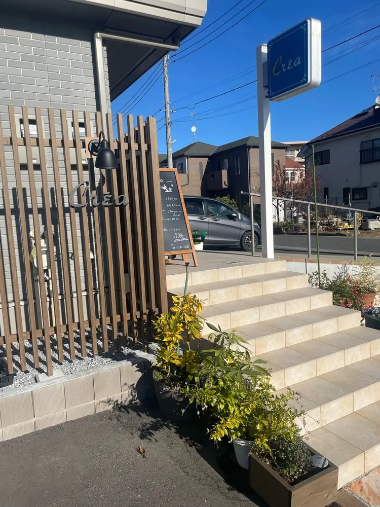 CREAの内観・外観2