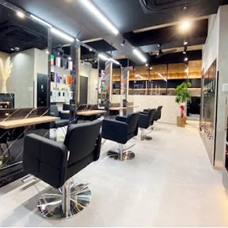 Lapis 大阪 心斎橋店の内観・外観1