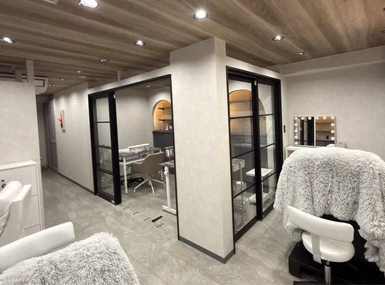 Ｅｙｅ＆Ｎａｉｌ　ＬｅａＬｅａの内観・外観1