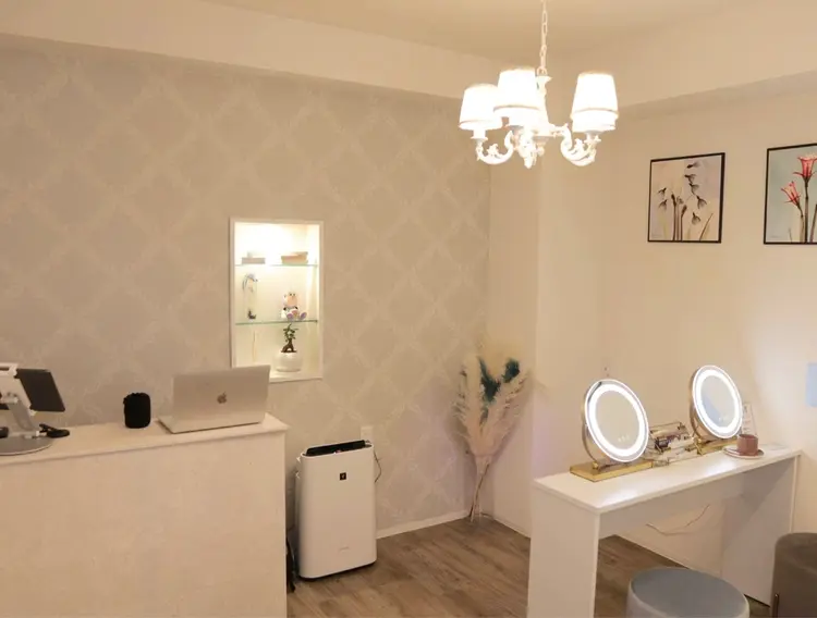 パーマ専門店まつげとまゆげの内観・外観1