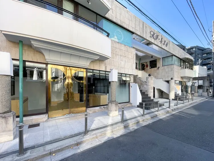 DX SHARE SALONの内観・外観1